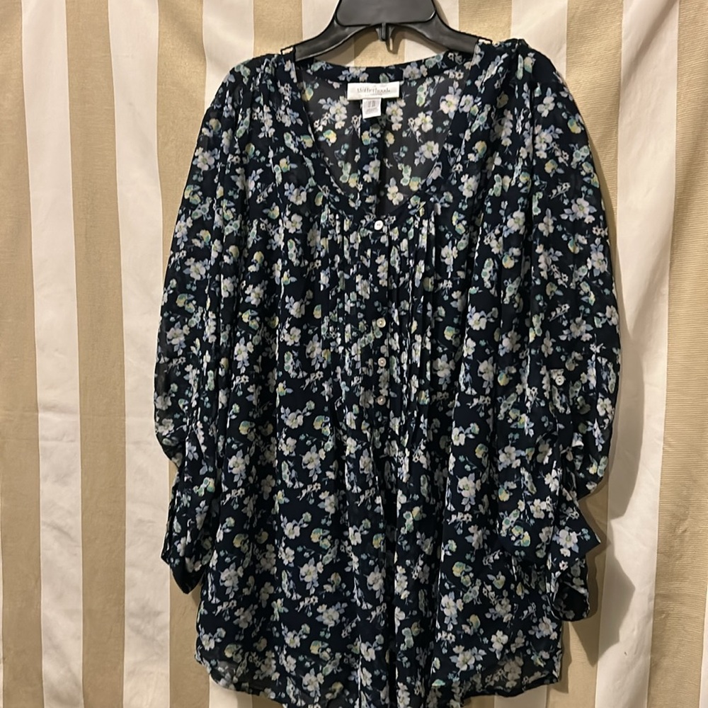 Motherhood, maternity size extra large. Thin blue with flowers camisole liner